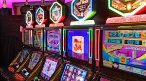 Tampilan meja Caribbean Stud Poker di live studio hyper slot
